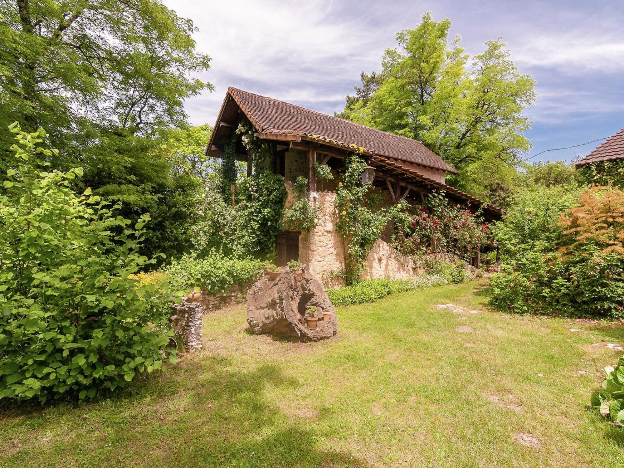 Cottage In Les Eyzies De Tayac Sireuil With Pool Meyrals Buitenkant foto