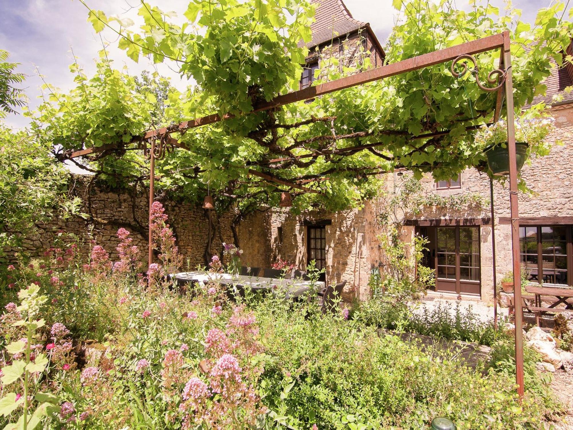 Cottage In Les Eyzies De Tayac Sireuil With Pool Meyrals Buitenkant foto